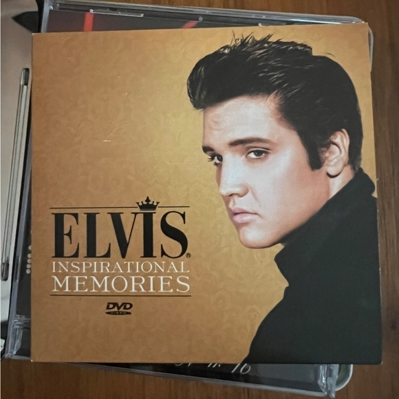 Elvis Presley Collector’s Edition 3-Disc Set (2 CDs and 1 DVD) - Picture 3 of 6